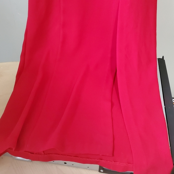 Red scoop neck Lace Up Back Maxi Dress - Picture 4 of 7